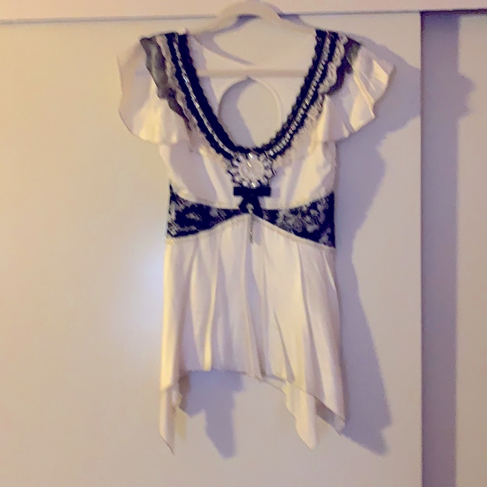 Body language by Paris Beige blouse.